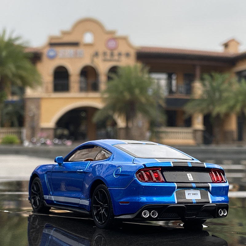 1:32 High Simulation Supercar  - Model Kit Mustang recension och pris
