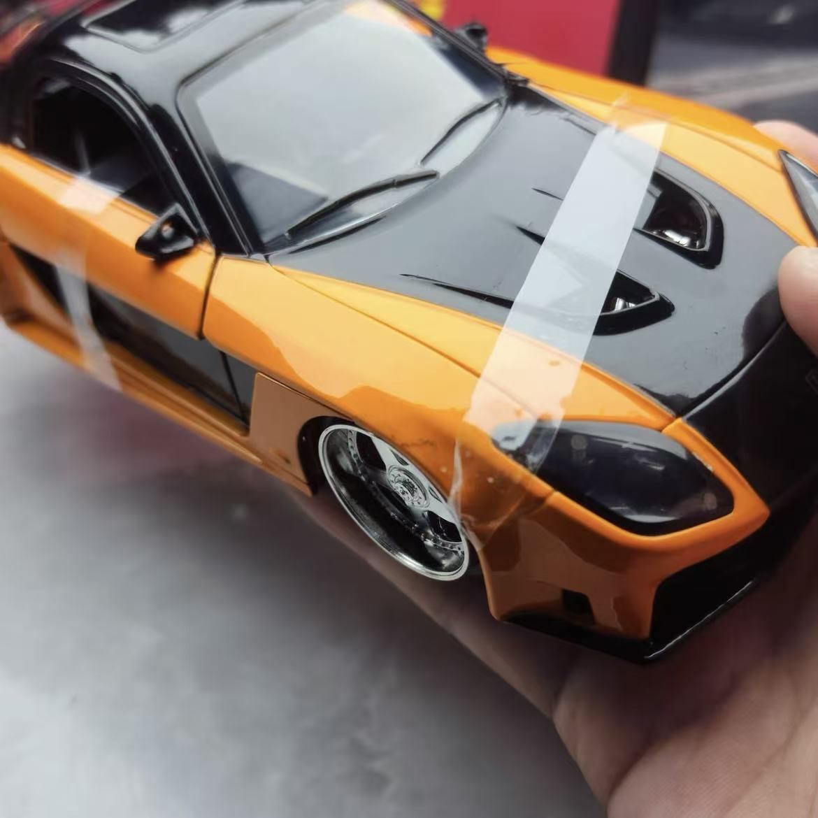 JADA 1:24 Tokyo Drift Han RX7  - Model Kit Mustang recension och pris