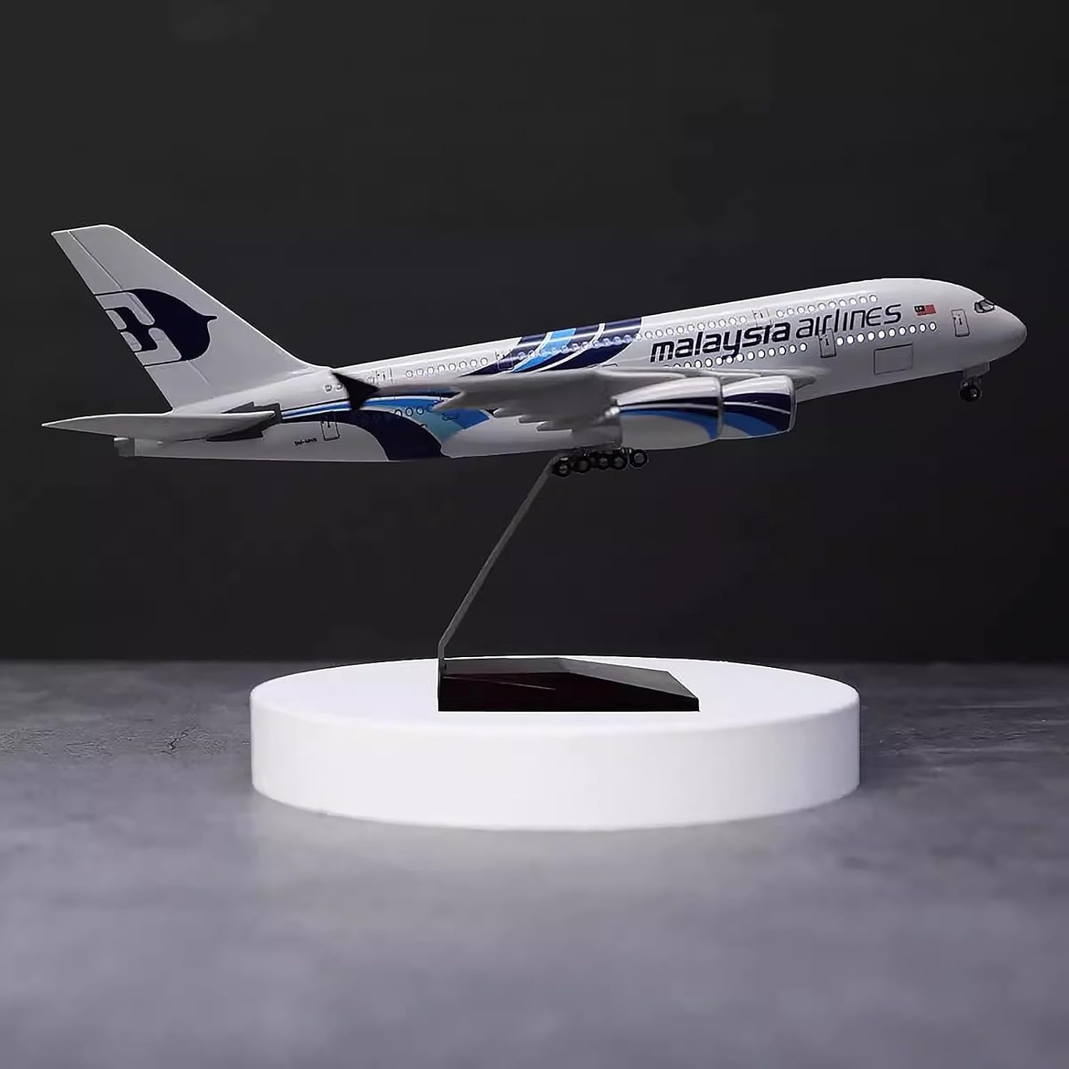 1:160 Scale Malaysia Airlines  - Resin Kit Cast recension och pris