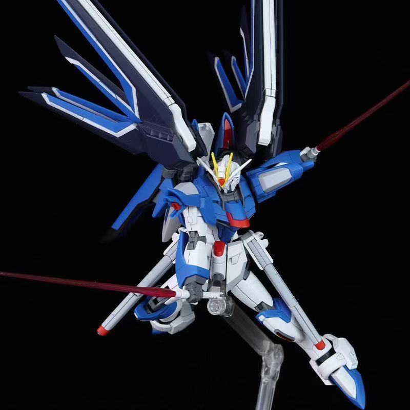 HG STTS-909 Rising Freedom Gun - Model Kit Hg recension och pris